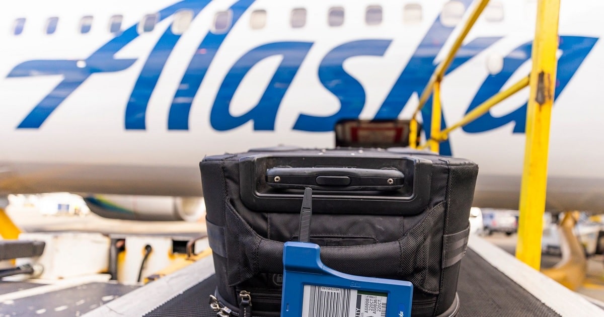 Alaska Airlines launches first U.S. electronic bag tag program