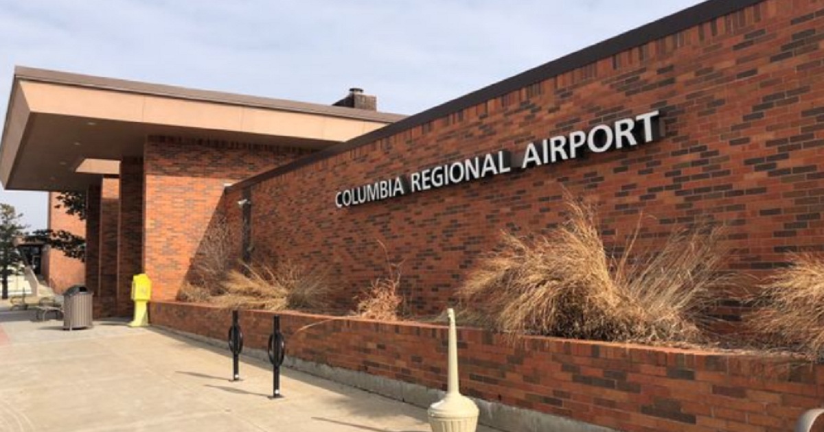 American Airlines says Columbia runway to close for a week